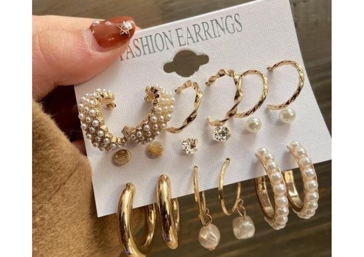 Pearl & Gold Mixed Earring Set