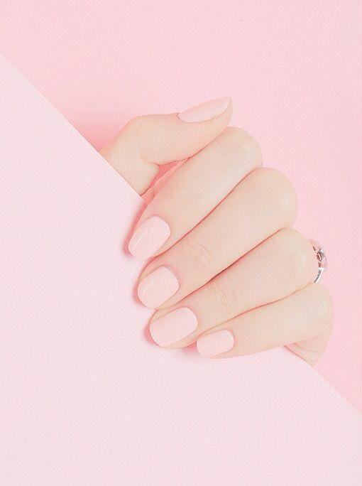 Beautiful press-on nails